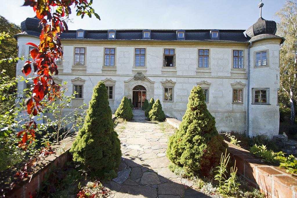 Chateau Trebesice Hotel Kutná Hora Exterior photo