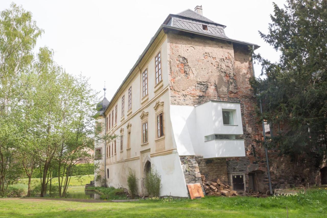 Chateau Trebesice Hotel Kutná Hora Exterior photo